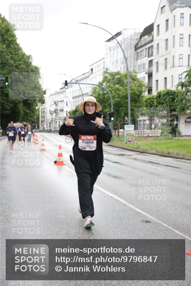 14.06.2026 - REWE Women's Run Jannik Wohlers http://msf.ph/oto/9796847 14.06.2026 09:59:32 Laufen 11482 meine-sportfotos.de