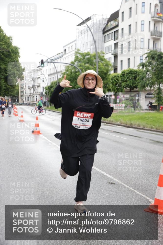 14.06.2026 - REWE Women's Run Jannik Wohlers http://msf.ph/oto/9796862 14.06.2026 09:59:33 Laufen 11482, 7 meine-sportfotos.de