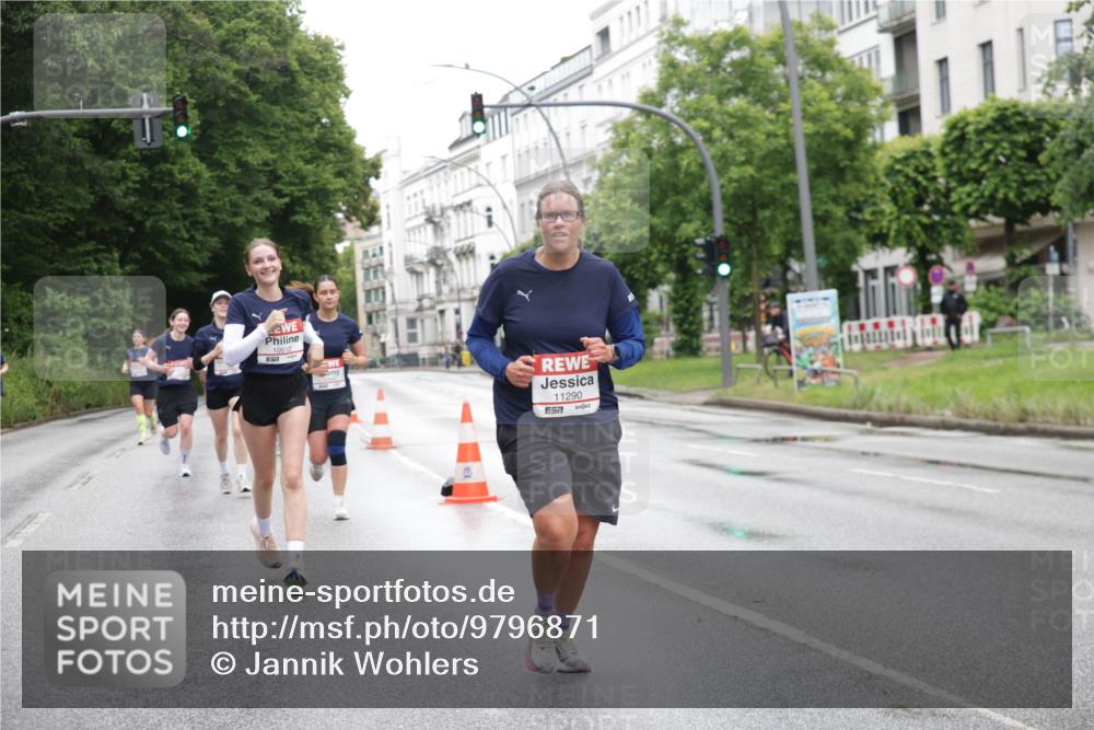 14.06.2026 - REWE Women's Run Jannik Wohlers http://msf.ph/oto/9796871 14.06.2026 09:59:38 Laufen 10512, 7, 11290, 57 meine-sportfotos.de