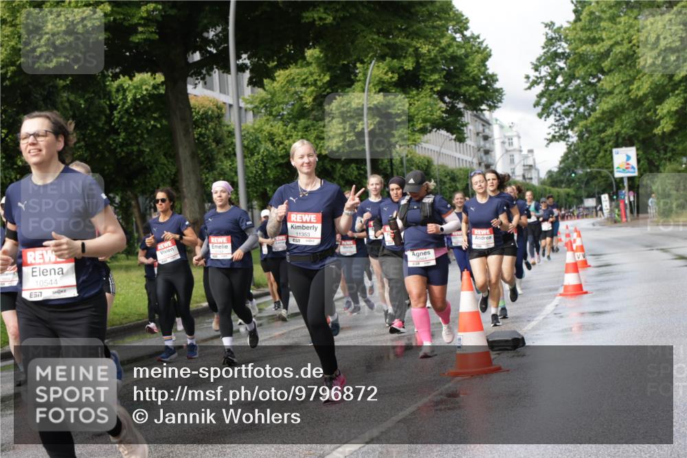 14.06.2026 - REWE Women's Run Jannik Wohlers http://msf.ph/oto/9796872 14.06.2026 09:11:05 Laufen 10544, 657, 11353 meine-sportfotos.de