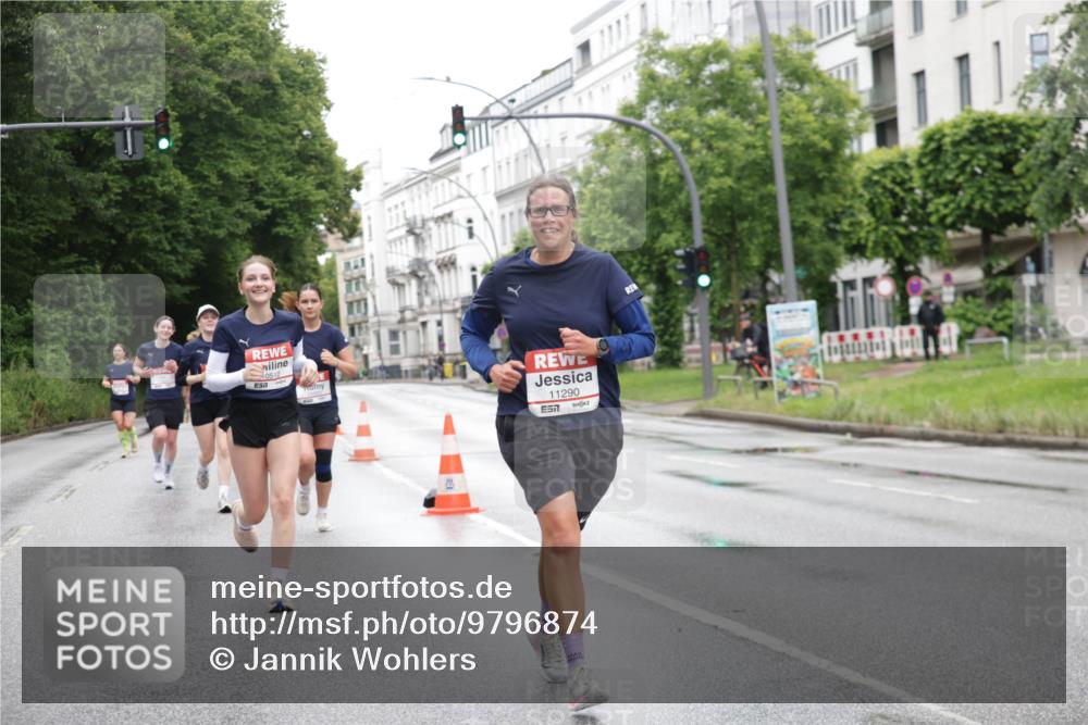 14.06.2026 - REWE Women's Run Jannik Wohlers http://msf.ph/oto/9796874 14.06.2026 09:59:38 Laufen 10512, 11290, 7 meine-sportfotos.de