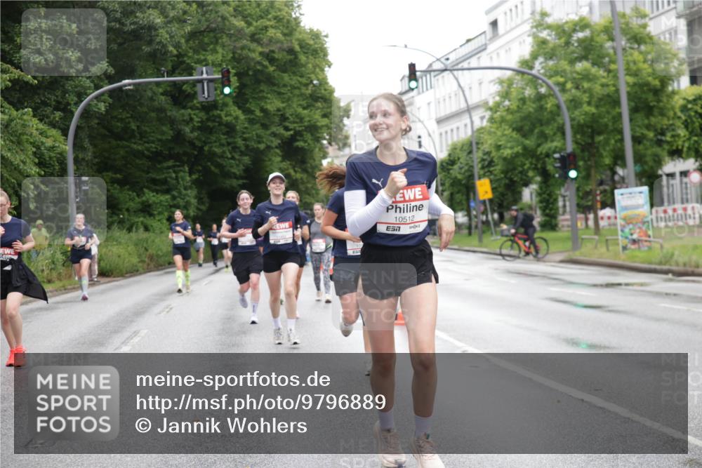 14.06.2026 - REWE Women's Run Jannik Wohlers http://msf.ph/oto/9796889 14.06.2026 09:59:39 Laufen 10512 meine-sportfotos.de