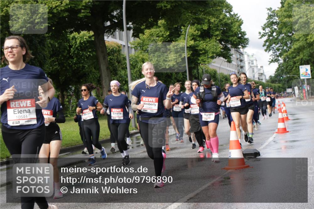 14.06.2026 - REWE Women's Run Jannik Wohlers http://msf.ph/oto/9796890 14.06.2026 09:11:06 Laufen 10544, 57, 11353, 7, 10864 meine-sportfotos.de
