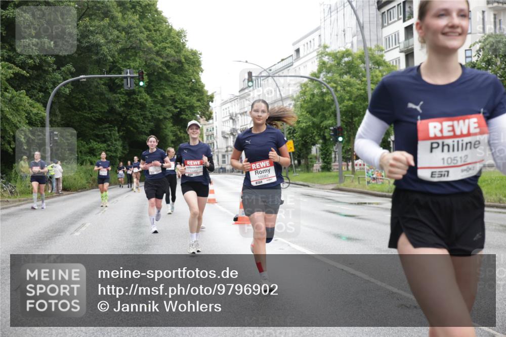14.06.2026 - REWE Women's Run Jannik Wohlers http://msf.ph/oto/9796902 14.06.2026 09:59:40 Laufen 10583, 10512 meine-sportfotos.de
