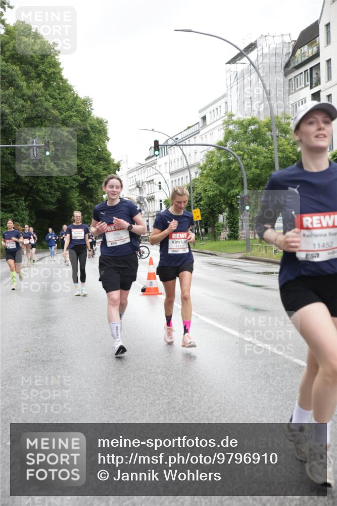 14.06.2026 - REWE Women's Run Jannik Wohlers http://msf.ph/oto/9796910 14.06.2026 09:59:42 Laufen 11534, 11338, 01, 11452, 7 meine-sportfotos.de
