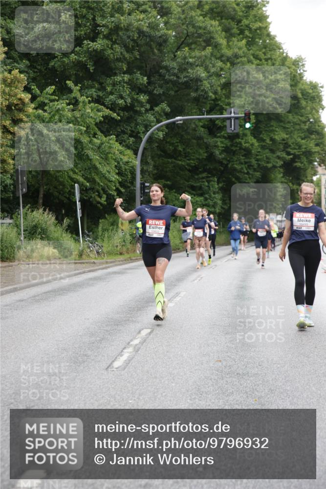 14.06.2026 - REWE Women's Run Jannik Wohlers http://msf.ph/oto/9796932 14.06.2026 09:59:45 Laufen 10493, 7 meine-sportfotos.de