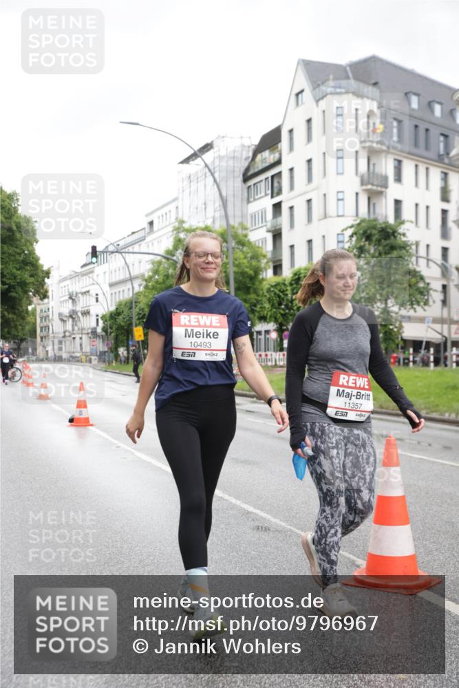 14.06.2026 - REWE Women's Run Jannik Wohlers http://msf.ph/oto/9796967 14.06.2026 09:59:48 Laufen 10493, 7, 11357, 7 meine-sportfotos.de