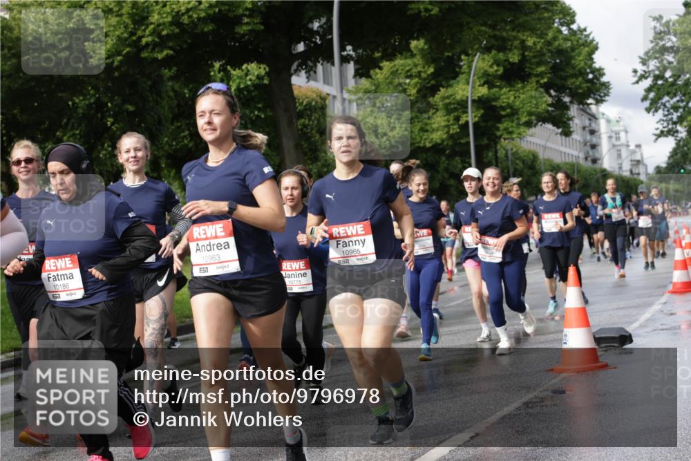 14.06.2026 - REWE Women's Run Jannik Wohlers http://msf.ph/oto/9796978 14.06.2026 09:11:09 Laufen 10186, 10963, 10775, 10965 meine-sportfotos.de