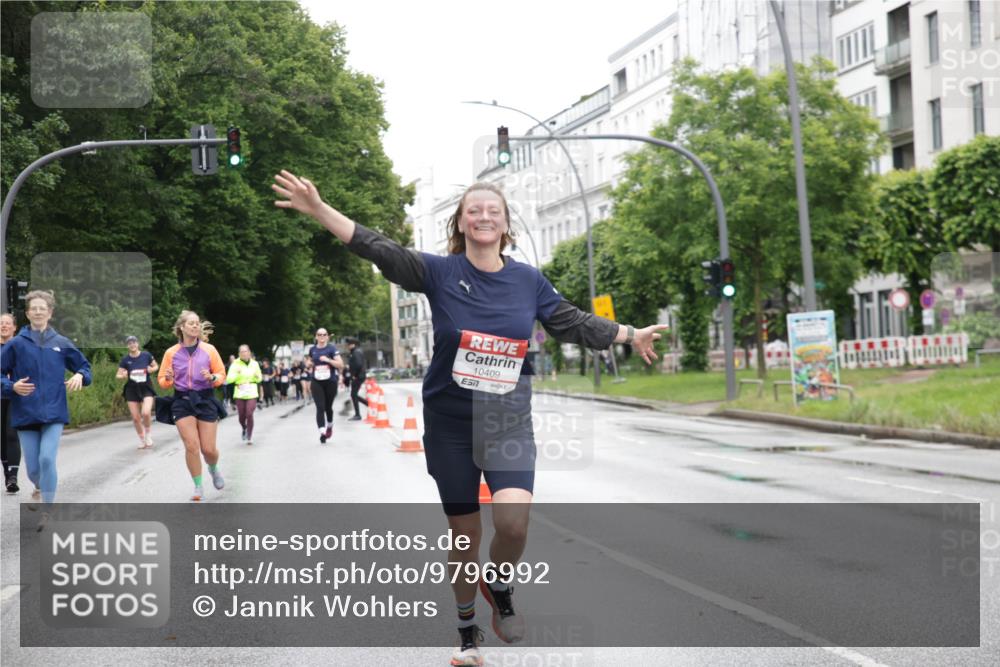 14.06.2026 - REWE Women's Run Jannik Wohlers http://msf.ph/oto/9796992 14.06.2026 09:59:52 Laufen 10409, 7 meine-sportfotos.de