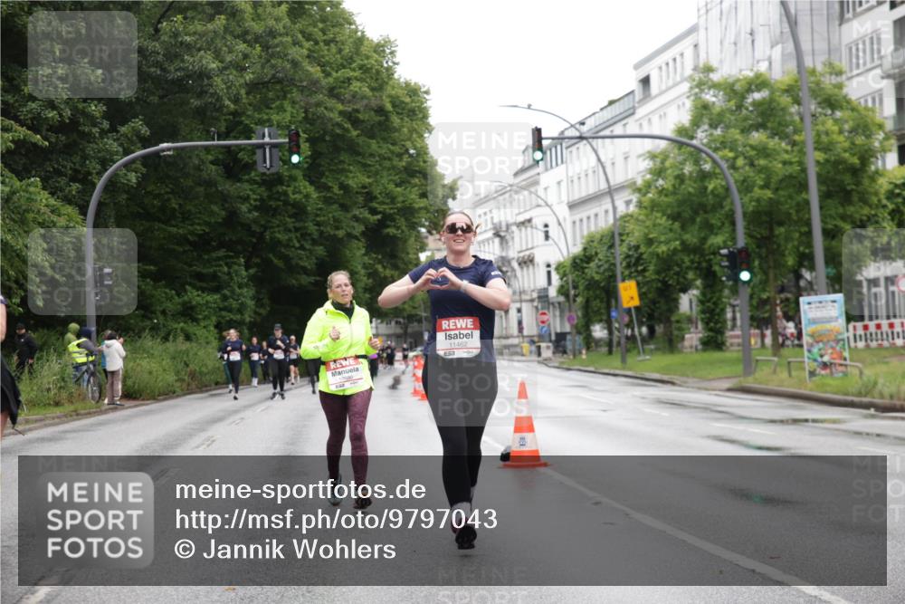14.06.2026 - REWE Women's Run Jannik Wohlers http://msf.ph/oto/9797043 14.06.2026 09:59:58 Laufen 11462, 57 meine-sportfotos.de