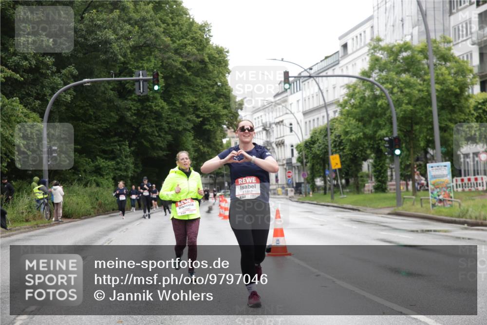 14.06.2026 - REWE Women's Run Jannik Wohlers http://msf.ph/oto/9797046 14.06.2026 09:59:58 Laufen 11462 meine-sportfotos.de
