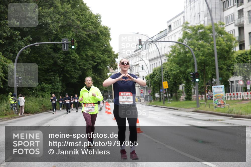 14.06.2026 - REWE Women's Run Jannik Wohlers http://msf.ph/oto/9797055 14.06.2026 09:59:59 Laufen 11462 meine-sportfotos.de