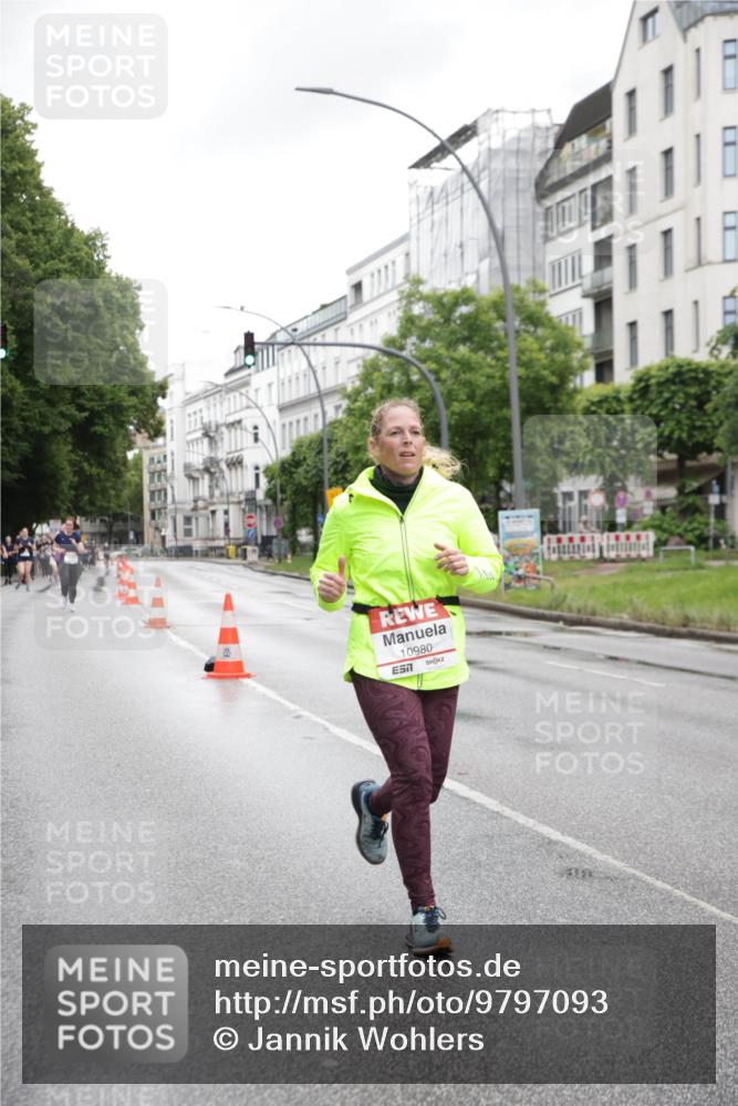 14.06.2026 - REWE Women's Run Jannik Wohlers http://msf.ph/oto/9797093 14.06.2026 10:00:01 Laufen 10980, 7 meine-sportfotos.de
