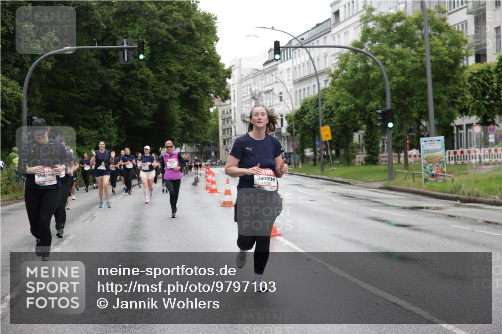 14.06.2026 - REWE Women's Run Jannik Wohlers http://msf.ph/oto/9797103 14.06.2026 10:00:09 Laufen 11305, 01 meine-sportfotos.de