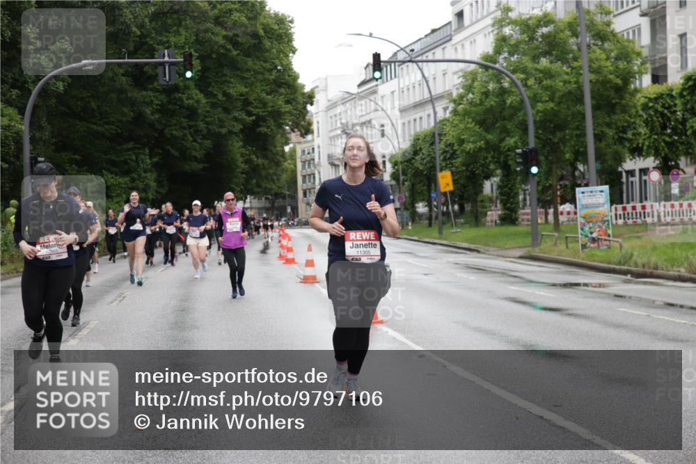 14.06.2026 - REWE Women's Run Jannik Wohlers http://msf.ph/oto/9797106 14.06.2026 10:00:09 Laufen 11305, 51, 01 meine-sportfotos.de