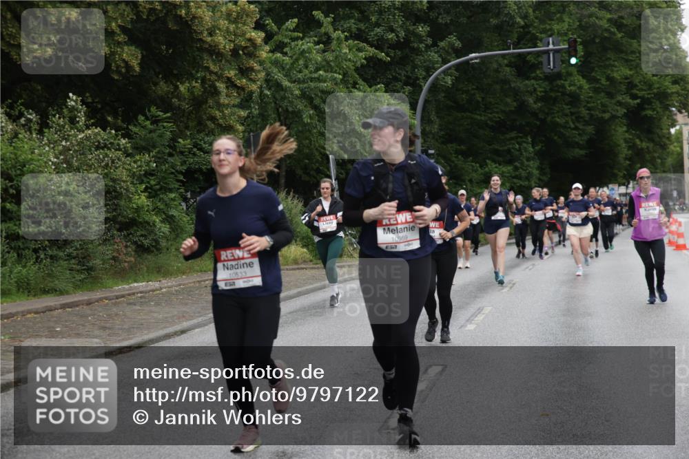 14.06.2026 - REWE Women's Run Jannik Wohlers http://msf.ph/oto/9797122 14.06.2026 10:00:11 Laufen 10533, 10959, 57 meine-sportfotos.de