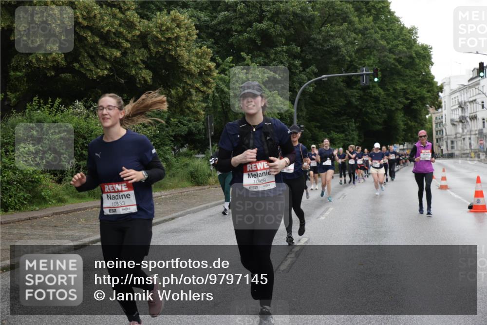 14.06.2026 - REWE Women's Run Jannik Wohlers http://msf.ph/oto/9797145 14.06.2026 10:00:11 Laufen 10533, 51, 10959, 7 meine-sportfotos.de