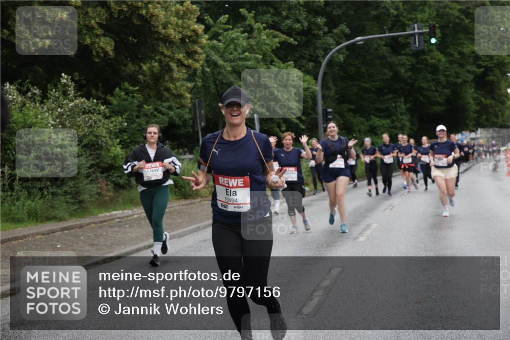 14.06.2026 - REWE Women's Run Jannik Wohlers http://msf.ph/oto/9797156 14.06.2026 10:00:13 Laufen 10494 meine-sportfotos.de