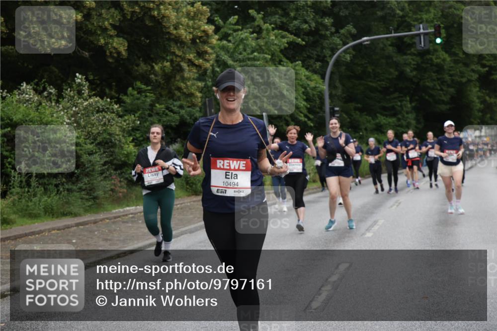 14.06.2026 - REWE Women's Run Jannik Wohlers http://msf.ph/oto/9797161 14.06.2026 10:00:13 Laufen 10494, 7 meine-sportfotos.de