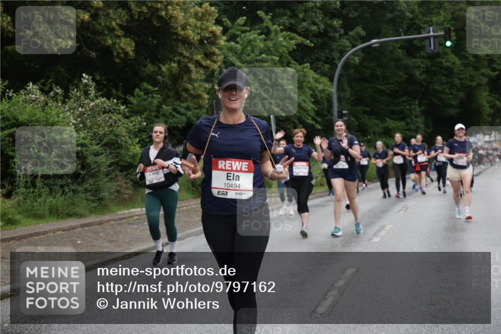 14.06.2026 - REWE Women's Run Jannik Wohlers http://msf.ph/oto/9797162 14.06.2026 10:00:13 Laufen 10494 meine-sportfotos.de
