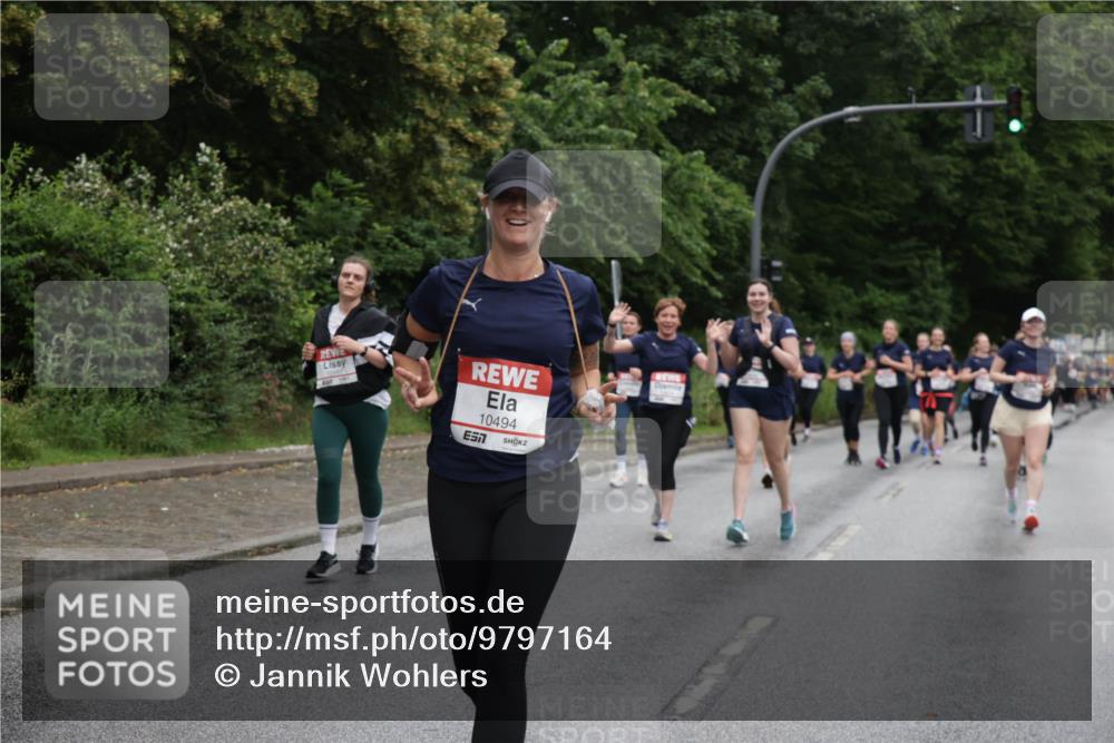 14.06.2026 - REWE Women's Run Jannik Wohlers http://msf.ph/oto/9797164 14.06.2026 10:00:13 Laufen 10494, 7 meine-sportfotos.de