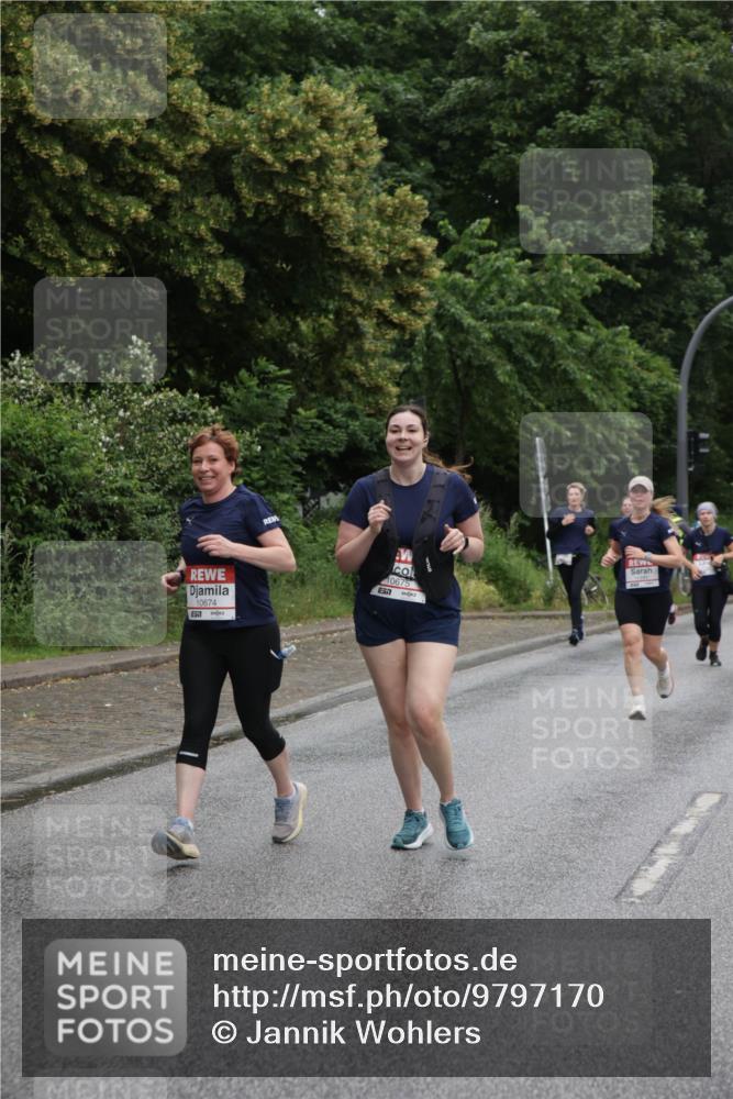 14.06.2026 - REWE Women's Run Jannik Wohlers http://msf.ph/oto/9797170 14.06.2026 10:00:15 Laufen 10674, 57, 10675 meine-sportfotos.de