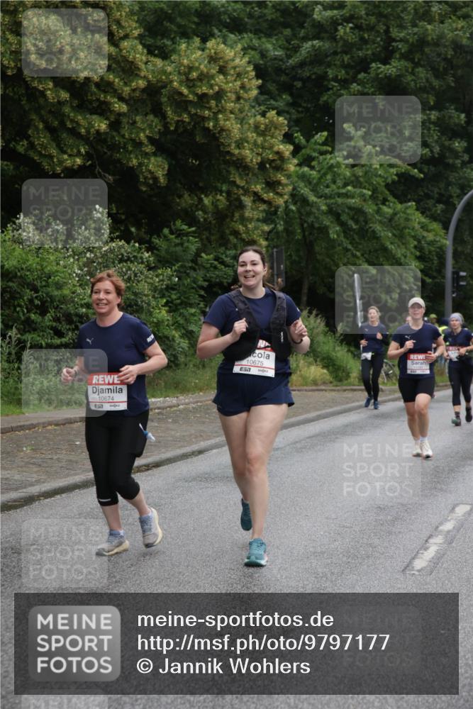 14.06.2026 - REWE Women's Run Jannik Wohlers http://msf.ph/oto/9797177 14.06.2026 10:00:16 Laufen 10674, 57, 10675, 7 meine-sportfotos.de