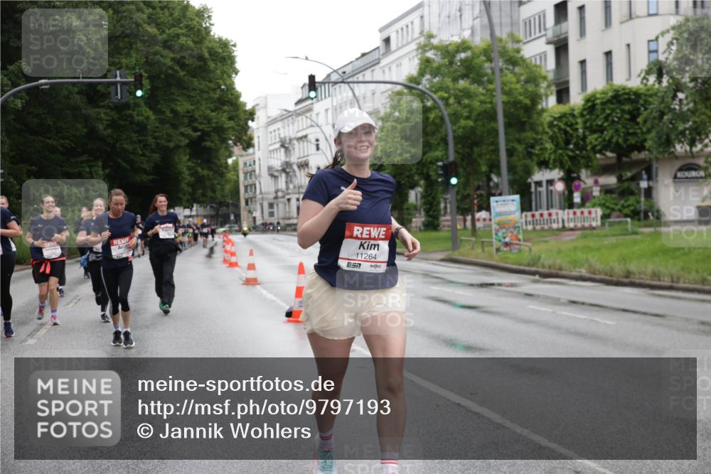 14.06.2026 - REWE Women's Run Jannik Wohlers http://msf.ph/oto/9797193 14.06.2026 10:00:17 Laufen 11264, 7, 10001 meine-sportfotos.de