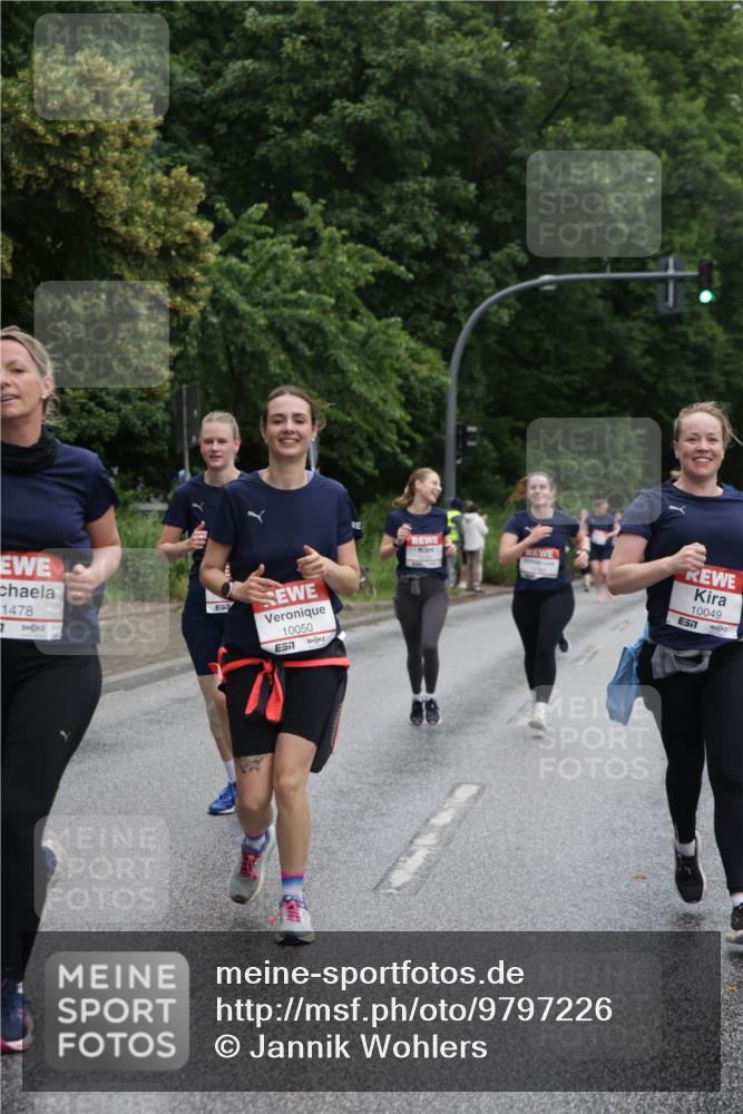 14.06.2026 - REWE Women's Run Jannik Wohlers http://msf.ph/oto/9797226 14.06.2026 10:00:21 Laufen 1478, 7, 10050, 7, 10049, 57 meine-sportfotos.de