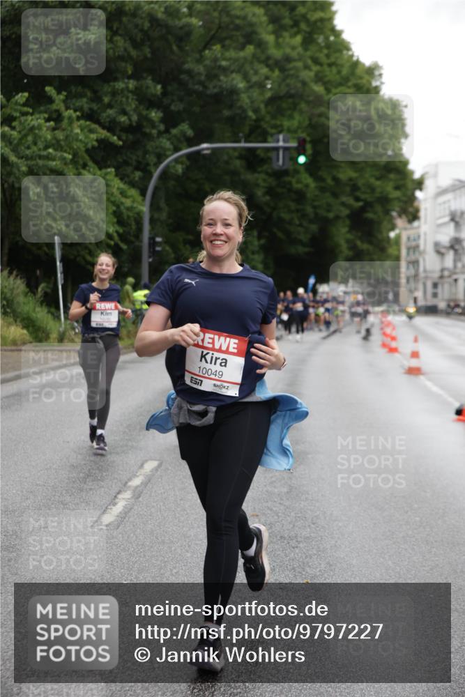 14.06.2026 - REWE Women's Run Jannik Wohlers http://msf.ph/oto/9797227 14.06.2026 10:00:22 Laufen 10705, 10049, 57 meine-sportfotos.de