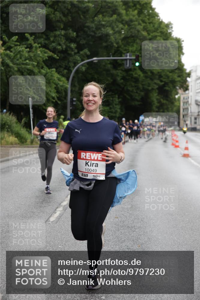 14.06.2026 - REWE Women's Run Jannik Wohlers http://msf.ph/oto/9797230 14.06.2026 10:00:22 Laufen 10049, 7 meine-sportfotos.de