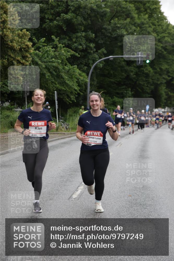 14.06.2026 - REWE Women's Run Jannik Wohlers http://msf.ph/oto/9797249 14.06.2026 10:00:23 Laufen 10705, 57, 10199, 657 meine-sportfotos.de