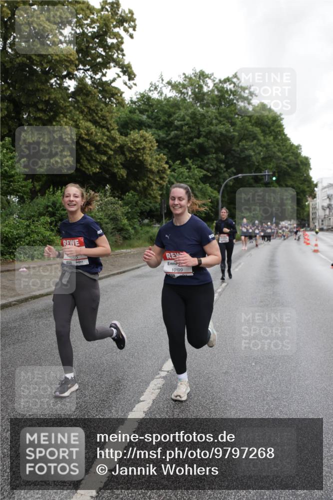 14.06.2026 - REWE Women's Run Jannik Wohlers http://msf.ph/oto/9797268 14.06.2026 10:00:24 Laufen 10199 meine-sportfotos.de
