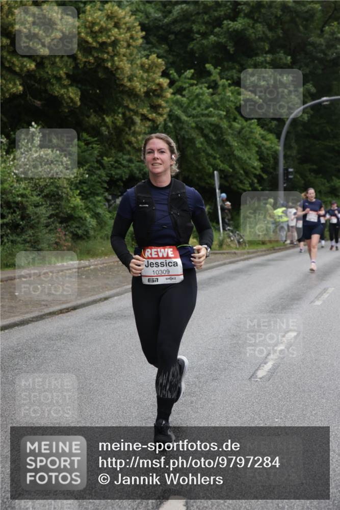 14.06.2026 - REWE Women's Run Jannik Wohlers http://msf.ph/oto/9797284 14.06.2026 10:00:26 Laufen 10309 meine-sportfotos.de