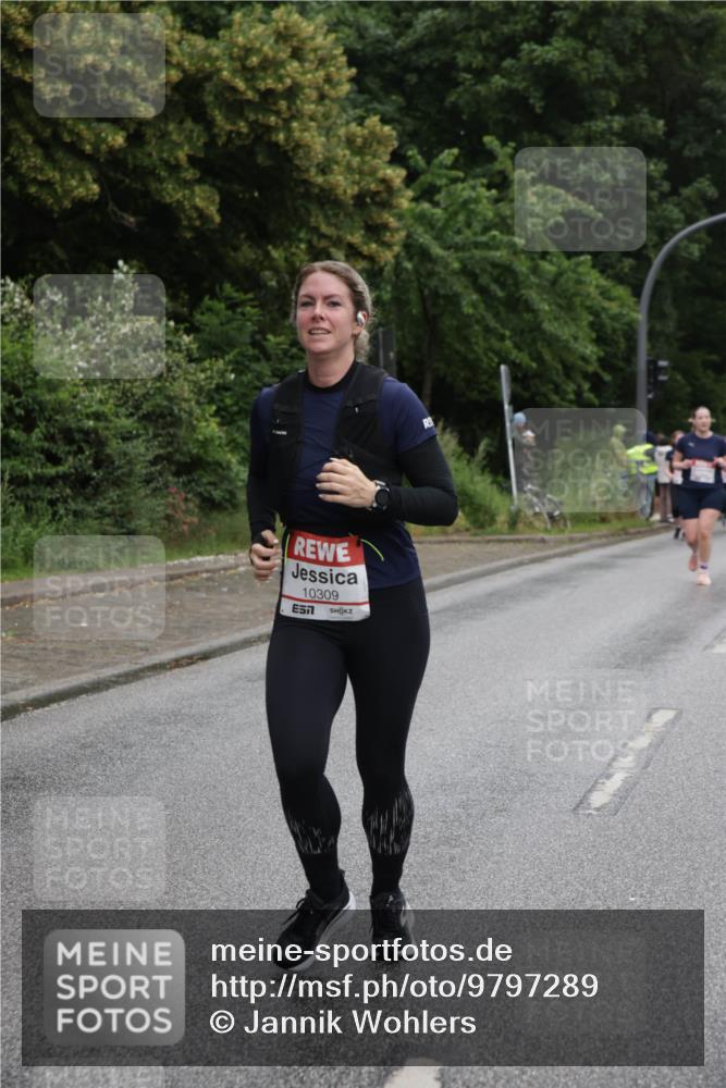 14.06.2026 - REWE Women's Run Jannik Wohlers http://msf.ph/oto/9797289 14.06.2026 10:00:26 Laufen 10309, 51 meine-sportfotos.de