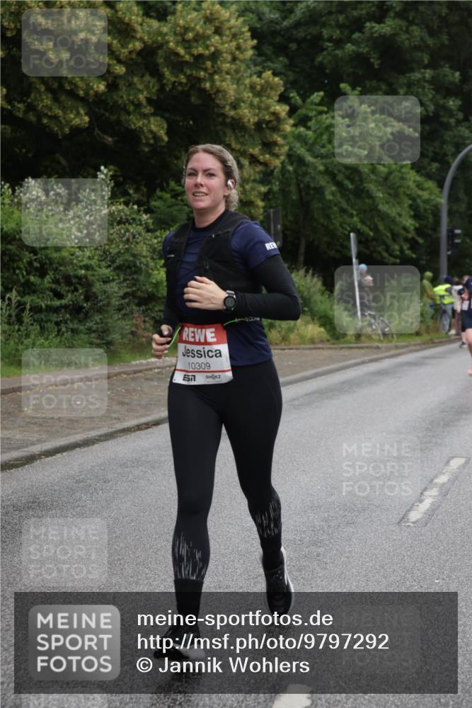 14.06.2026 - REWE Women's Run Jannik Wohlers http://msf.ph/oto/9797292 14.06.2026 10:00:27 Laufen 10309, 86874 meine-sportfotos.de