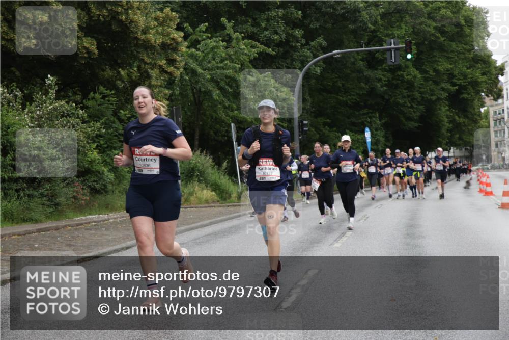 14.06.2026 - REWE Women's Run Jannik Wohlers http://msf.ph/oto/9797307 14.06.2026 10:00:31 Laufen 10836, 10127, 51 meine-sportfotos.de