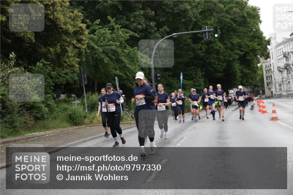 14.06.2026 - REWE Women's Run Jannik Wohlers http://msf.ph/oto/9797330 14.06.2026 10:00:33 Laufen 10654 meine-sportfotos.de