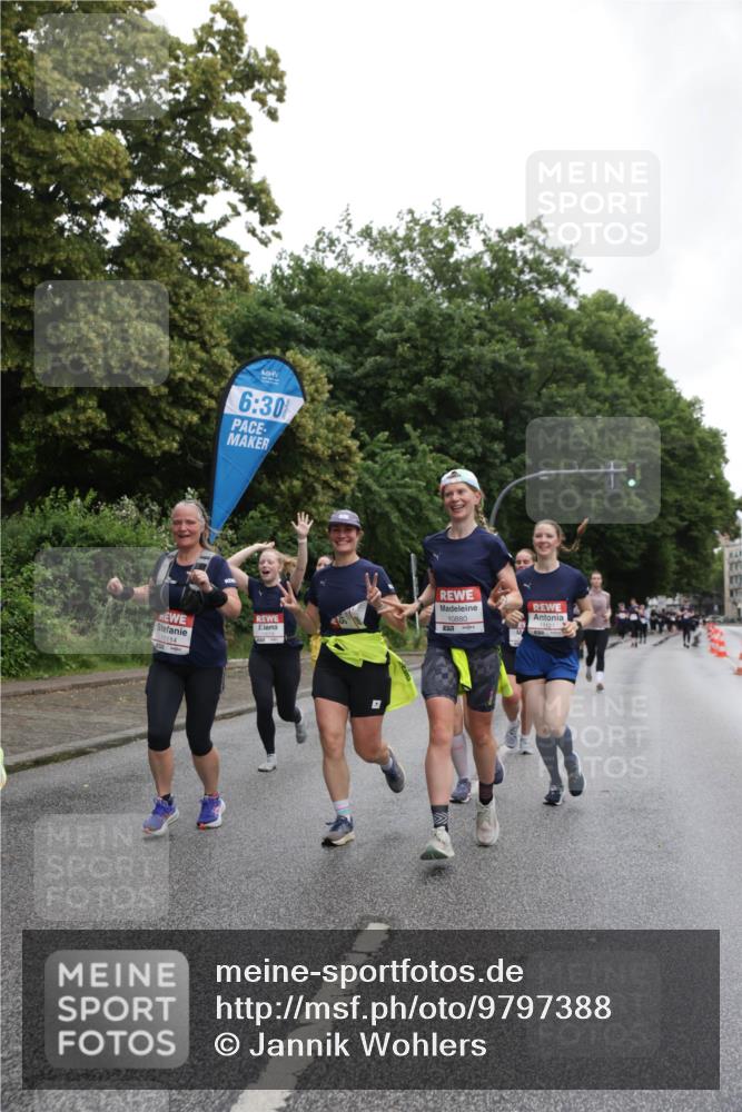 14.06.2026 - REWE Women's Run Jannik Wohlers http://msf.ph/oto/9797388 14.06.2026 10:00:41 Laufen 6, 30, 10880, 11114, 57 meine-sportfotos.de