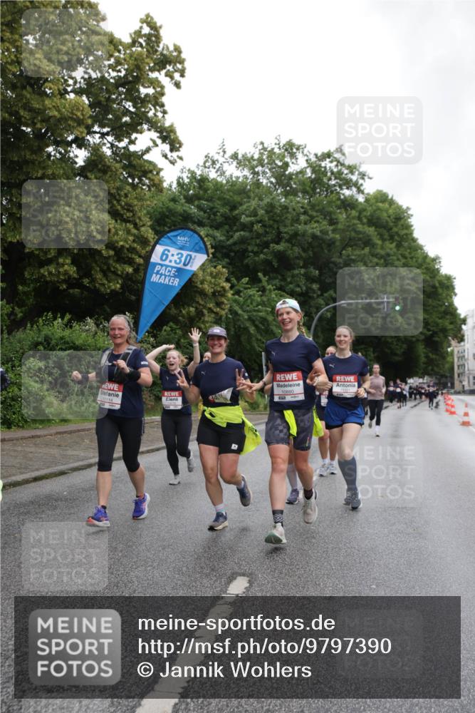 14.06.2026 - REWE Women's Run Jannik Wohlers http://msf.ph/oto/9797390 14.06.2026 10:00:41 Laufen 6, 30, 11114, 10880 meine-sportfotos.de