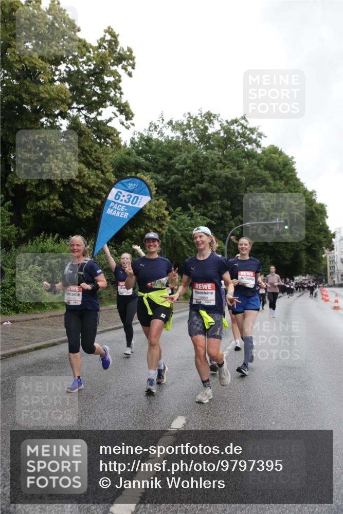 14.06.2026 - REWE Women's Run Jannik Wohlers http://msf.ph/oto/9797395 14.06.2026 10:00:41 Laufen 11114, 6, 30, 10880, 11121 meine-sportfotos.de