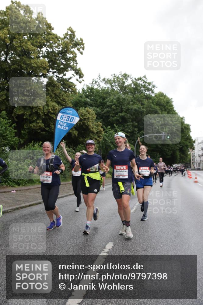 14.06.2026 - REWE Women's Run Jannik Wohlers http://msf.ph/oto/9797398 14.06.2026 10:00:41 Laufen 6, 30, 11114, 10880 meine-sportfotos.de
