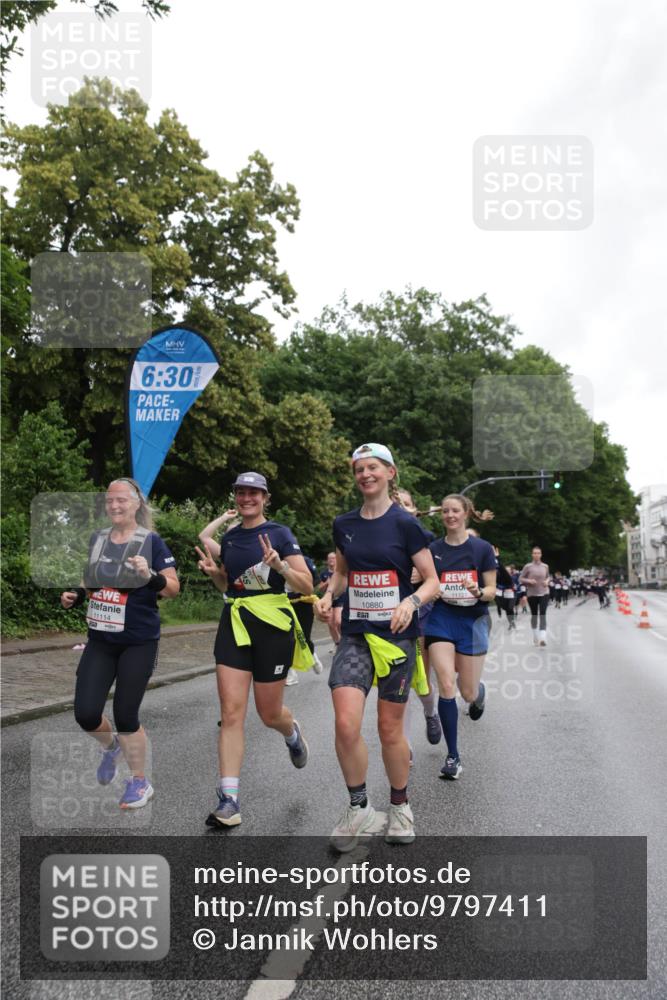 14.06.2026 - REWE Women's Run Jannik Wohlers http://msf.ph/oto/9797411 14.06.2026 10:00:42 Laufen 6, 30, 11114, 10880, 57 meine-sportfotos.de