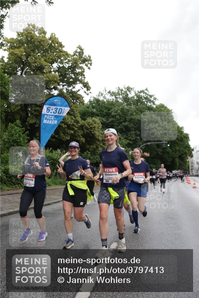 14.06.2026 - REWE Women's Run Jannik Wohlers http://msf.ph/oto/9797413 14.06.2026 10:00:42 Laufen 11114, 6, 30, 10880, 651, 11121 meine-sportfotos.de