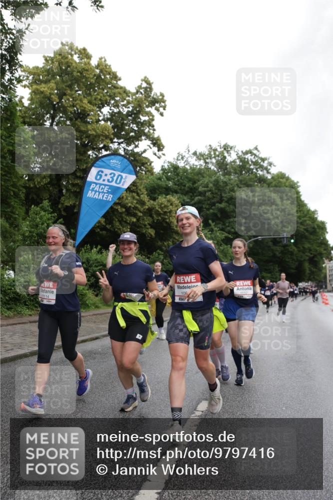 14.06.2026 - REWE Women's Run Jannik Wohlers http://msf.ph/oto/9797416 14.06.2026 10:00:42 Laufen 11114, 6, 30, 108, 11121 meine-sportfotos.de