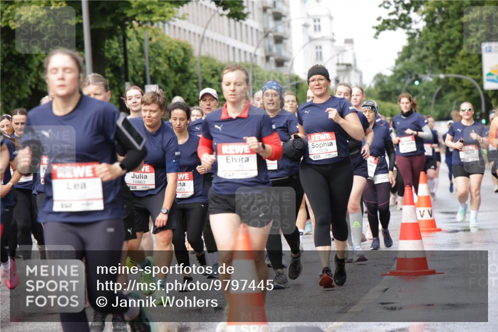 14.06.2026 - REWE Women's Run Jannik Wohlers http://msf.ph/oto/9797445 14.06.2026 09:11:40 Laufen 10863, 0953, 10418, 57 meine-sportfotos.de