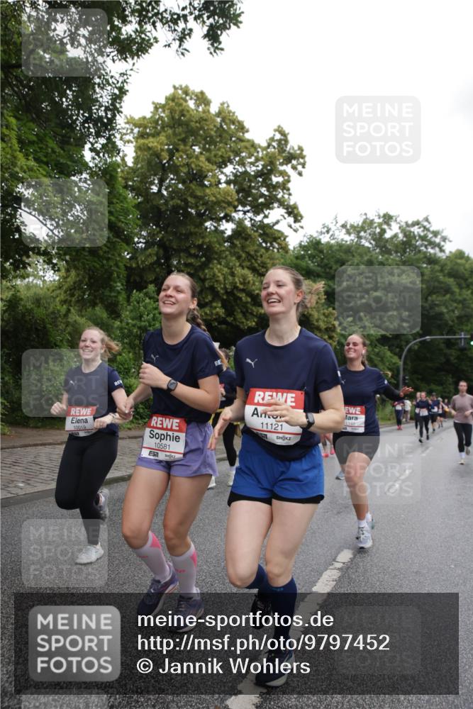 14.06.2026 - REWE Women's Run Jannik Wohlers http://msf.ph/oto/9797452 14.06.2026 10:00:43 Laufen 10019, 10581, 11121, 1148 meine-sportfotos.de