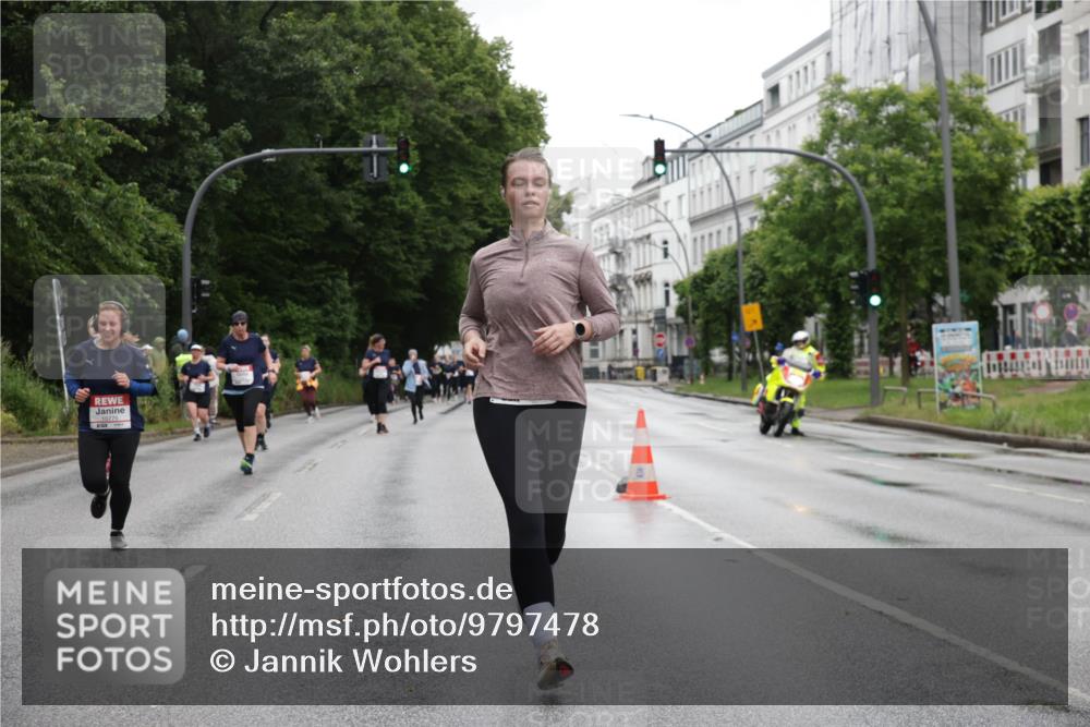 14.06.2026 - REWE Women's Run Jannik Wohlers http://msf.ph/oto/9797478 14.06.2026 10:00:45 Laufen  meine-sportfotos.de