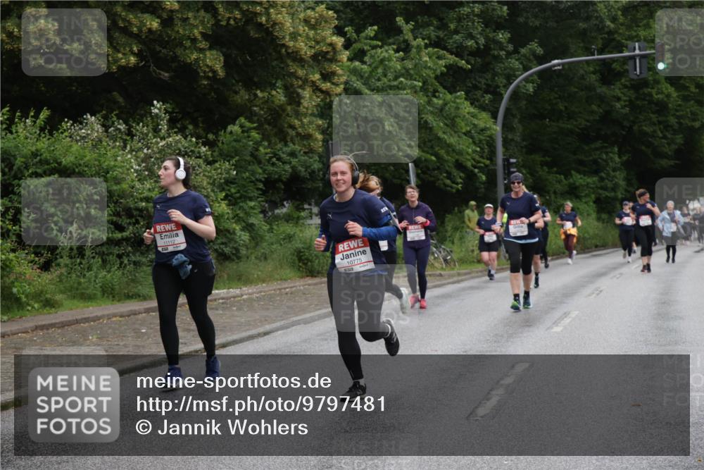 14.06.2026 - REWE Women's Run Jannik Wohlers http://msf.ph/oto/9797481 14.06.2026 10:00:46 Laufen 11112, 10775 meine-sportfotos.de