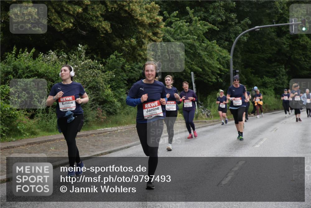 14.06.2026 - REWE Women's Run Jannik Wohlers http://msf.ph/oto/9797493 14.06.2026 10:00:47 Laufen 11112, 10775, 7 meine-sportfotos.de